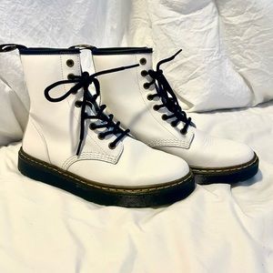 DR. MARTENS Zavala 8-Eyelet Combat Boots